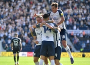 开云体育官网-卢顿城球员受伤离场，状态堪忧