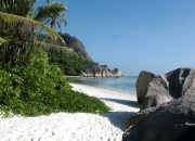 开云体育平台APP-神归伯纳乌，凯塞多欧冠半决赛接管战局，皇马硬仗气魄击退亚特兰大