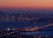 开云体育登录-逆转夜，他如山峰隆起！恩比德末节20分主宰洛杉矶内战