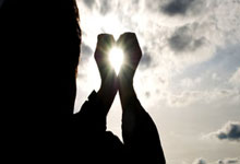 开云体育中国-国王引擎轰鸣！福克斯碾压级36+12+4，灰熊6人上双送老鹰提前退场