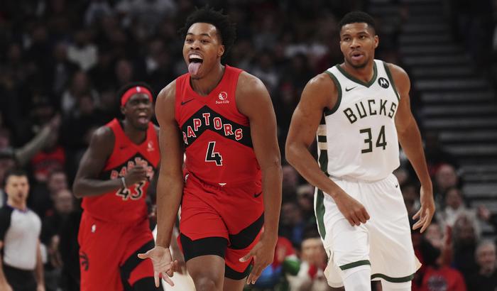 雄鹿客场击败猛龙，字母哥再次展现统治力的简单介绍