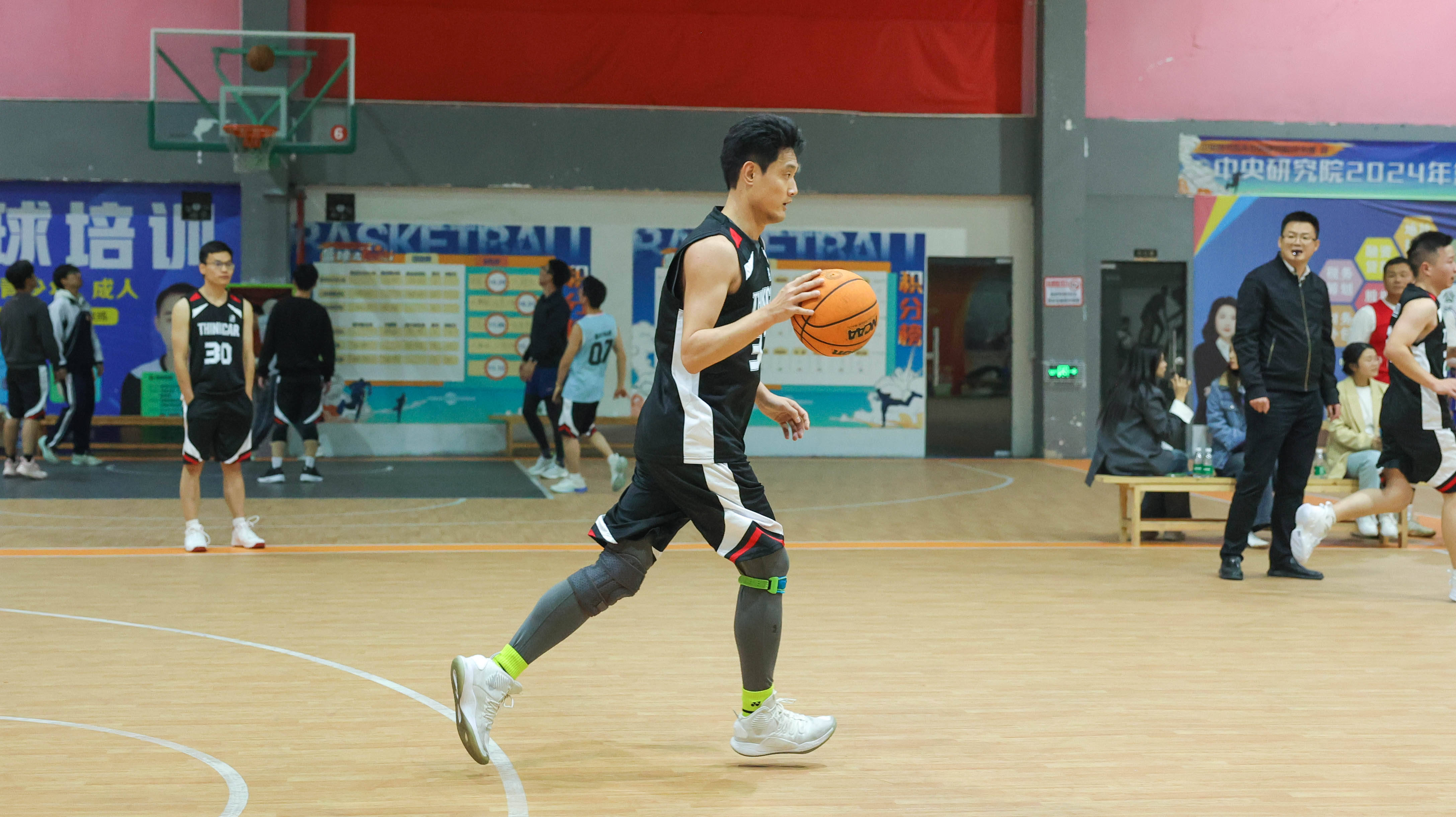 篮球之美，在比赛中得以完美展现