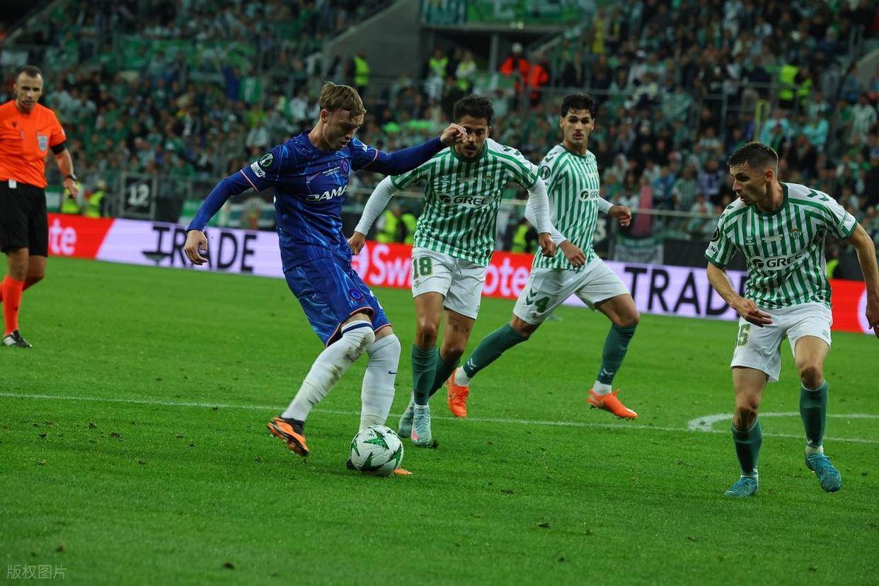 切尔西逆转胜利，继续保持不败纪录