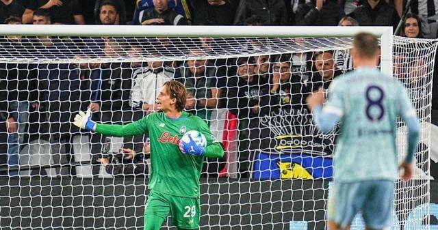 尤文图斯起扑地苟且输掉比赛的简单介绍 尤文图斯起扑地苟且输掉比赛的简单介绍