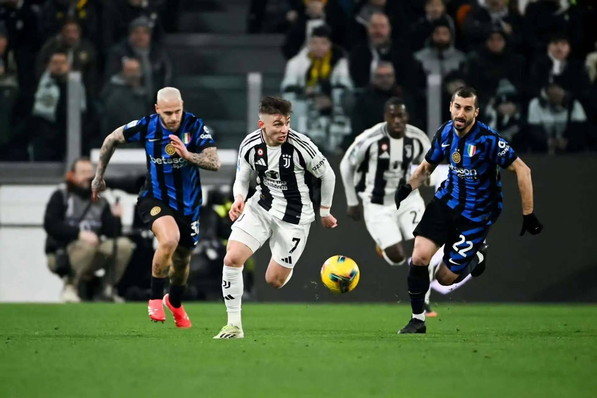 尤文图斯起扑地苟且输掉比赛的简单介绍 尤文图斯起扑地苟且输掉比赛的简单介绍