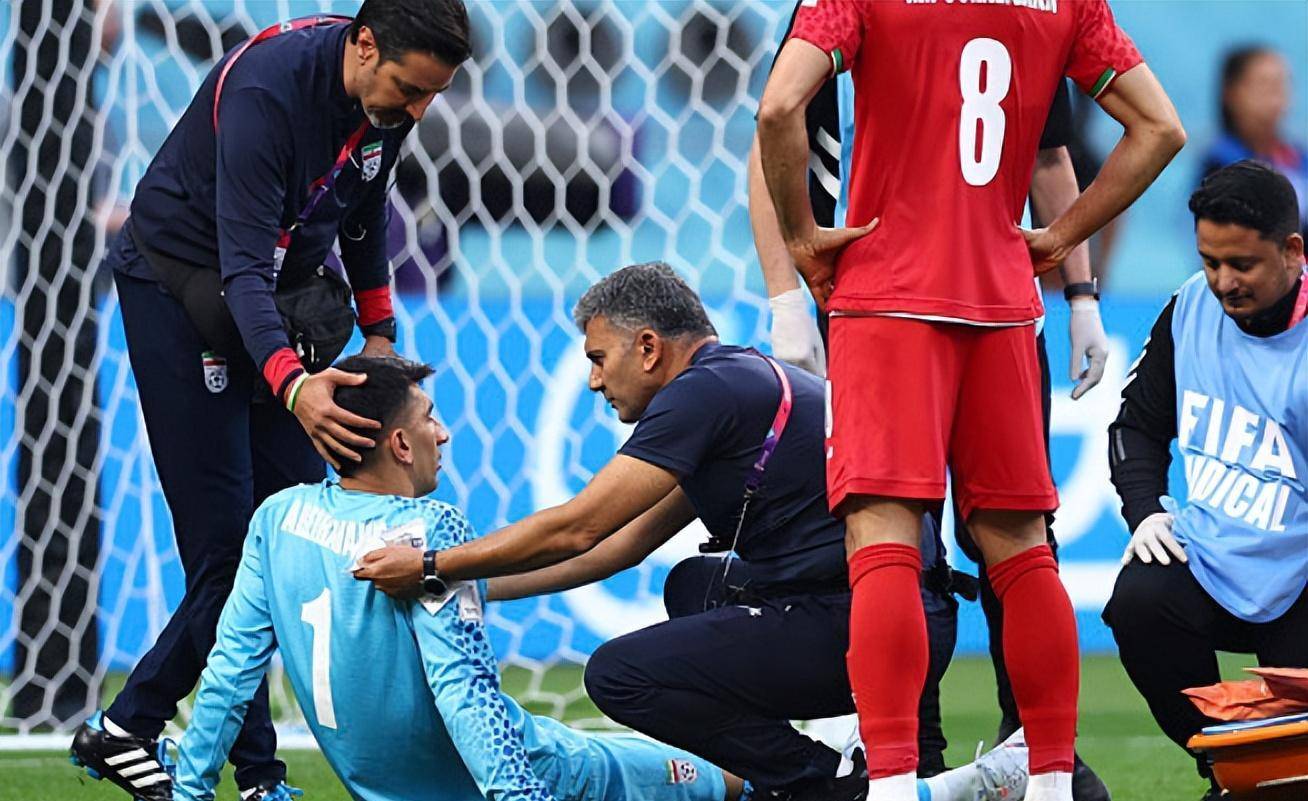 巴西鏖战美国，凯恩关键制胜