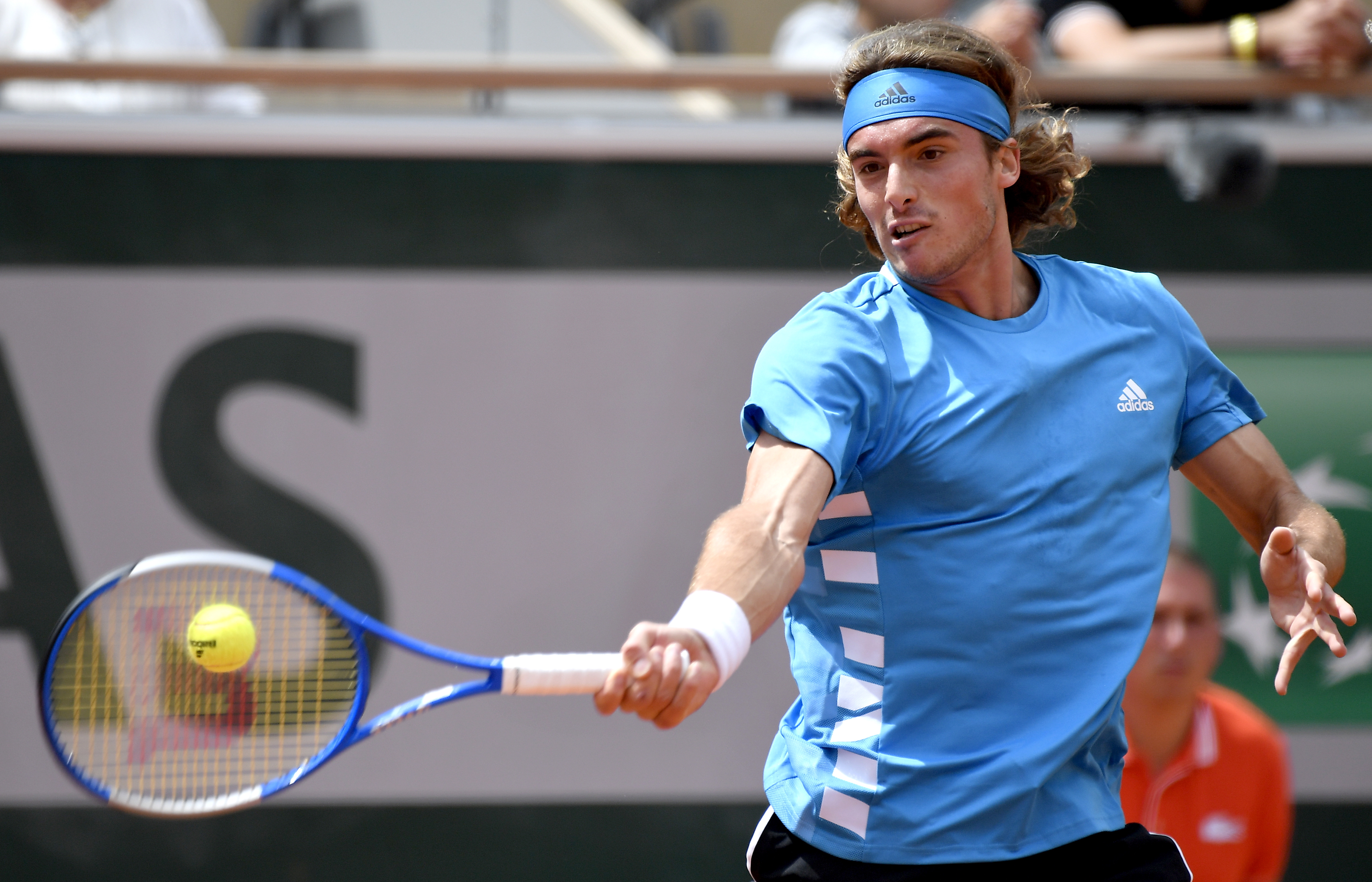 拉沃尔杯完胜法网，西西帕斯高光表现