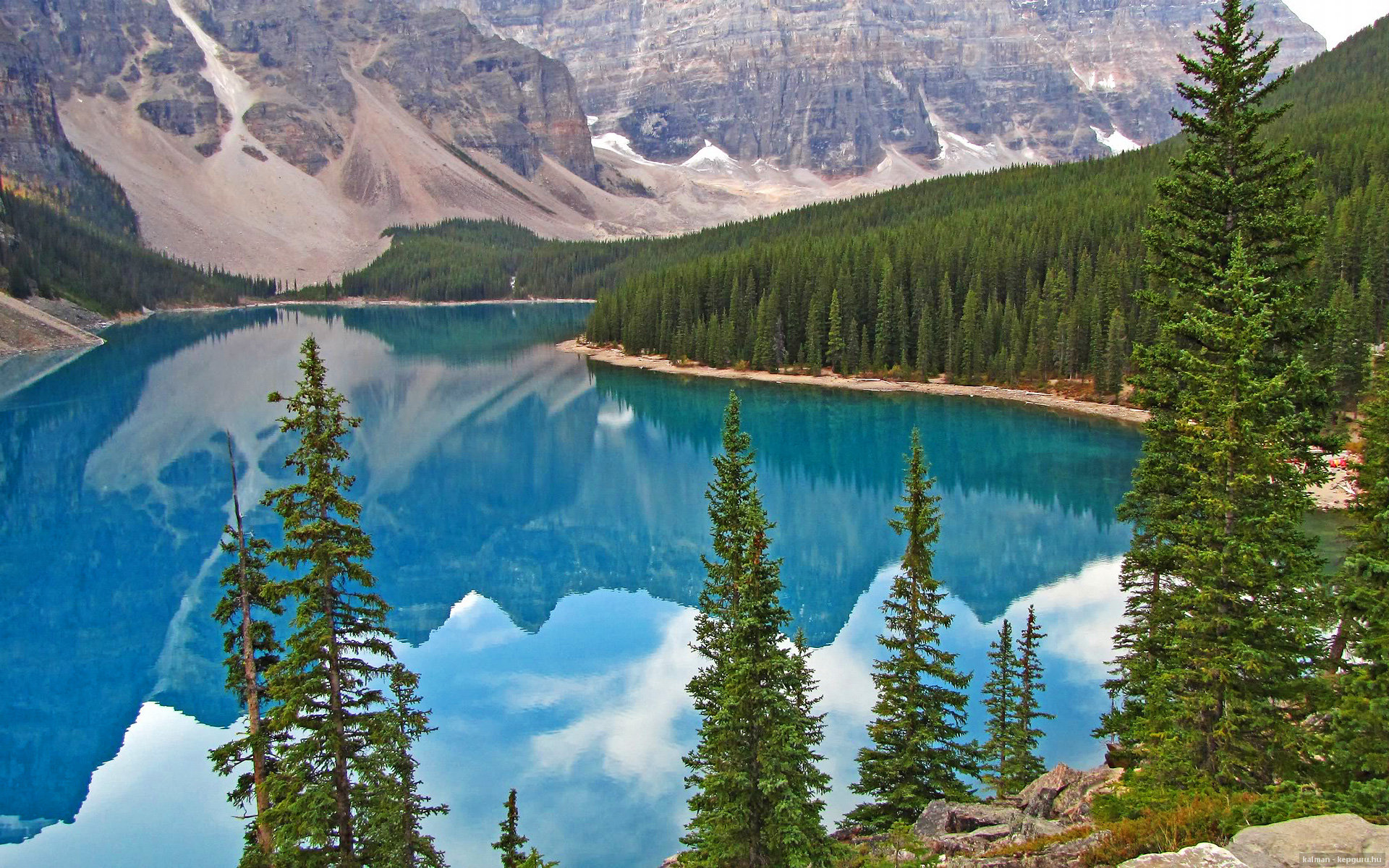 绿茵与硬木的交响，西甲国家德比焦点战启示吉林队压制开拓者