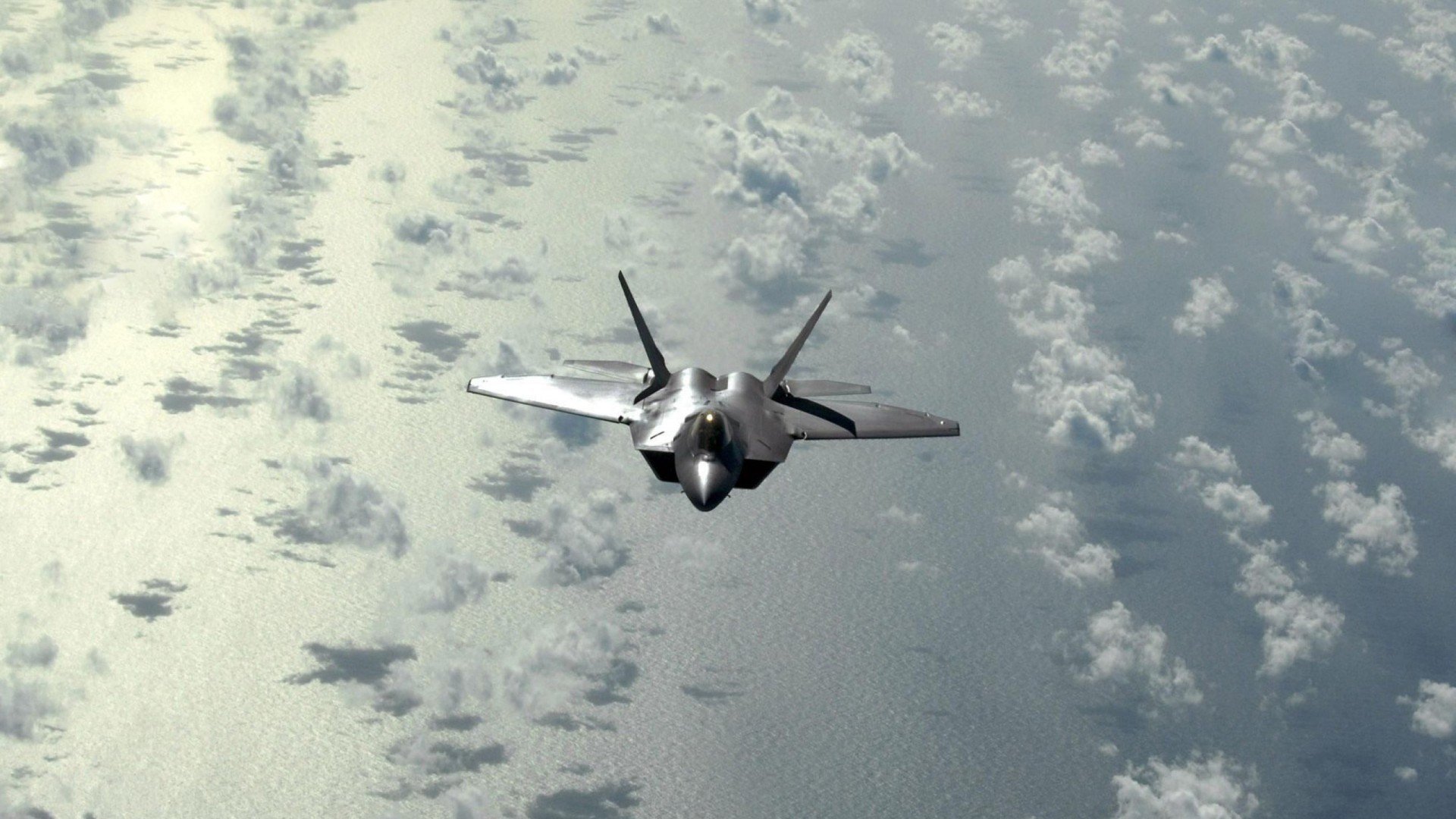 决胜时刻，勒沃库森的战术纪律与拉什福德的个人觉醒