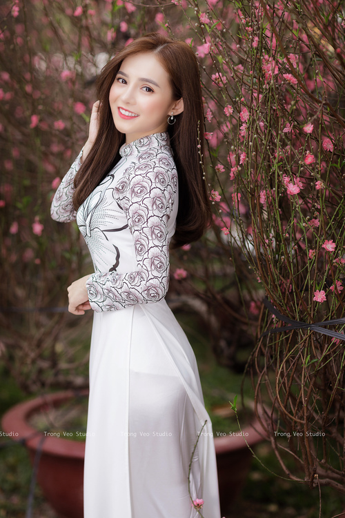 橙焰与黄潮的逆袭—巴林揭幕战，维斯塔潘与马尔多纳多后裔的世纪交锋