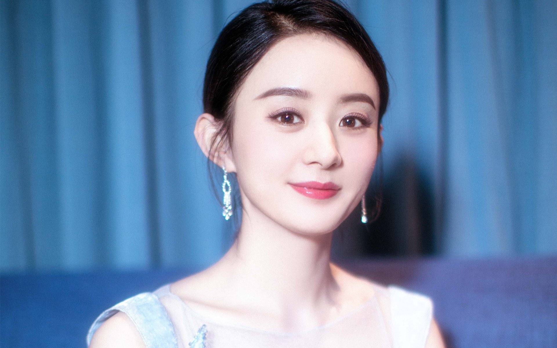 沉默的60分与喧嚣的远方，那个夜晚，篮球被撕成两半